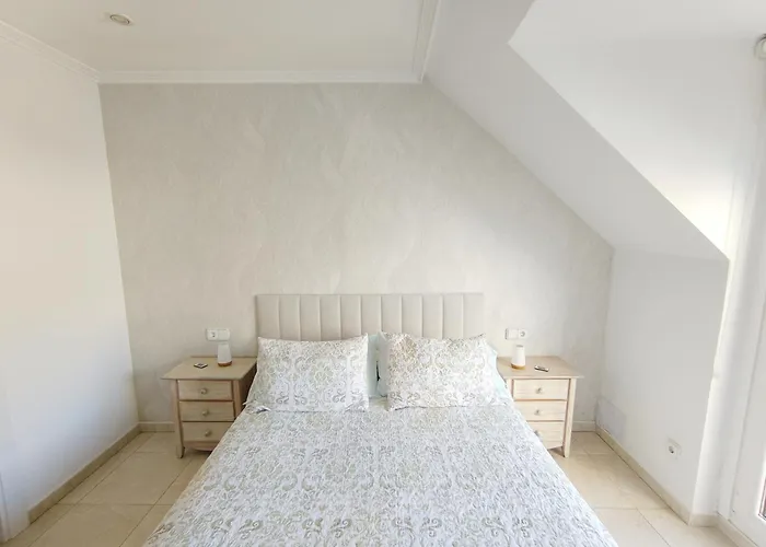 Precioso Atico Con Vistas A Pie De Playa Apartment *
